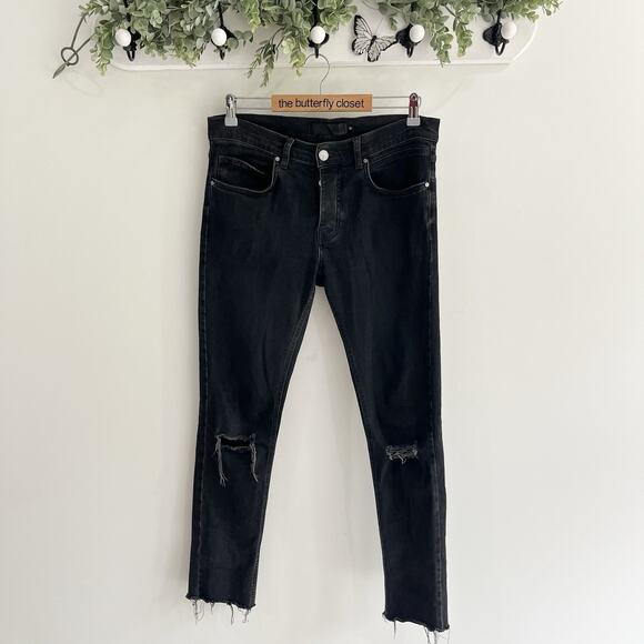 Mennace Black Straight Leg Jeans with Knee Rips Button Fly Size 32 B501 skateboa - Picture 1 of 3